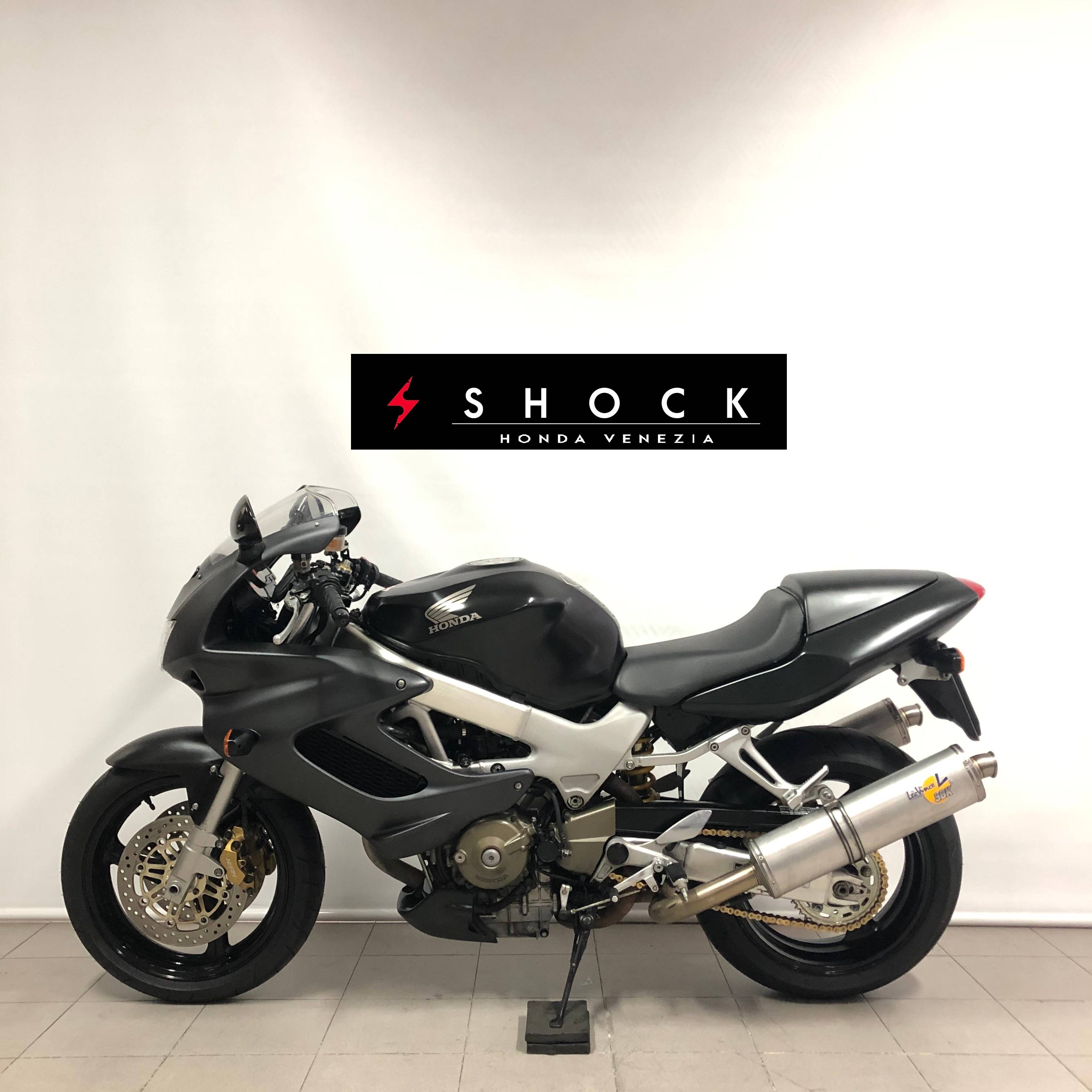 Honda vtr1000f firestorm