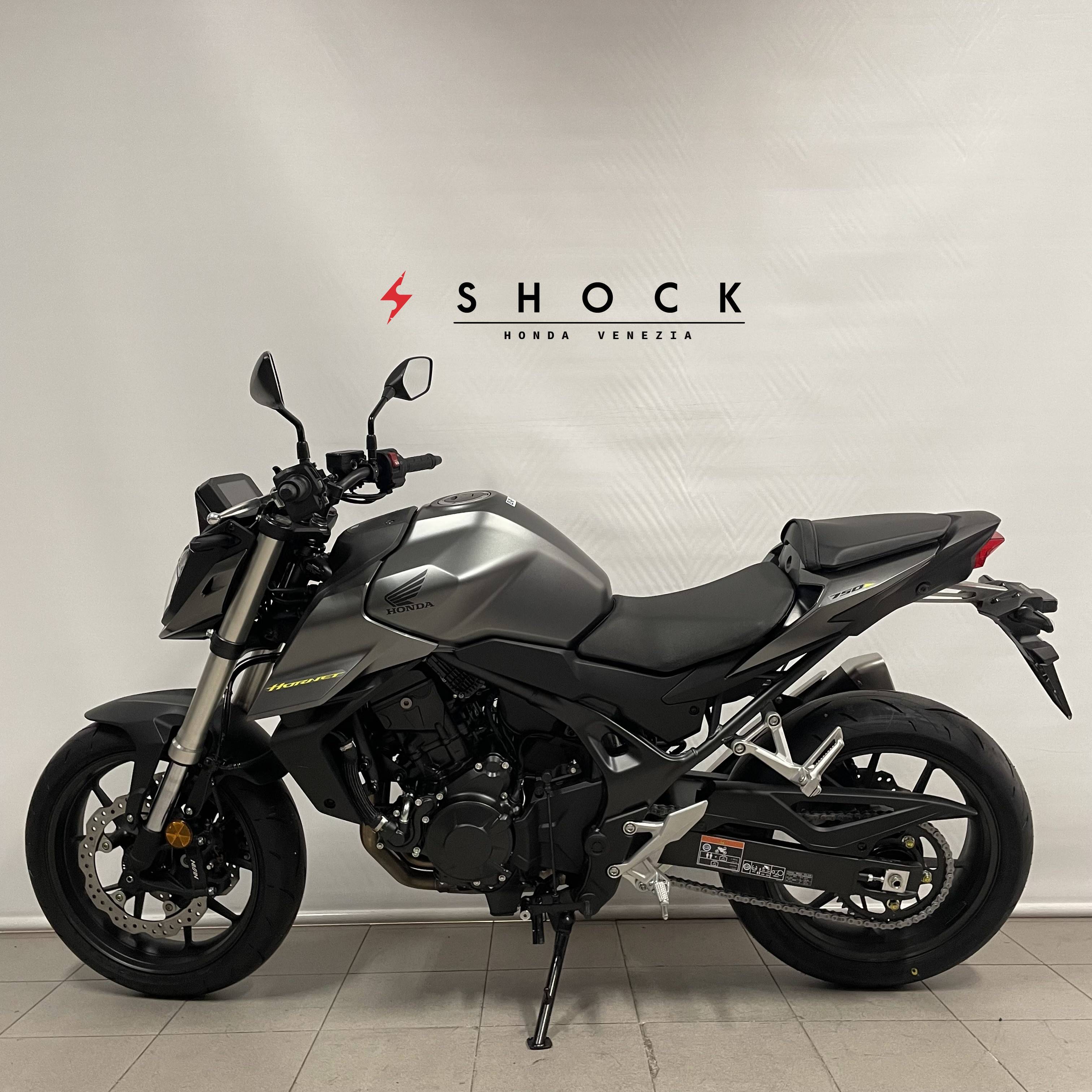 Vendo HONDA 750 Usata Shock Honda